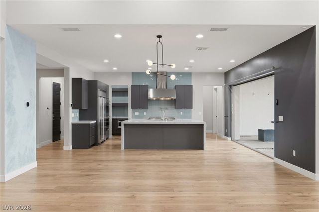 8380 Mojave Creek Court, Las Vegas, NV 89113
