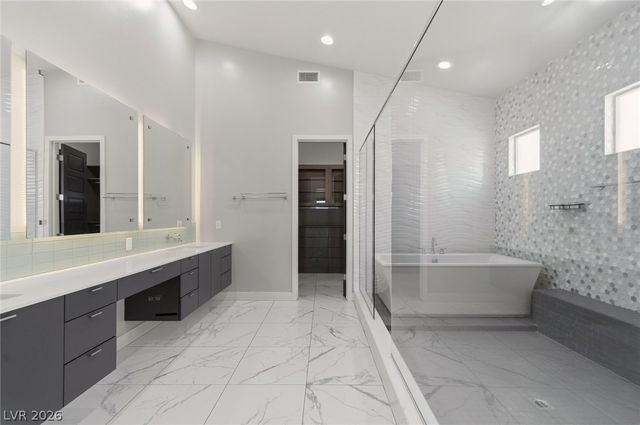 8380 Mojave Creek Court, Las Vegas, NV 89113