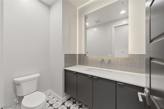 8380 Mojave Creek Court, Las Vegas, NV 89113