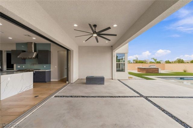 8380 Mojave Creek Court, Las Vegas, NV 89113