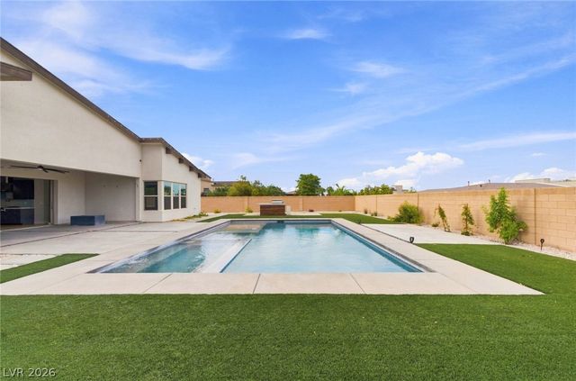 8380 Mojave Creek Court, Las Vegas, NV 89113