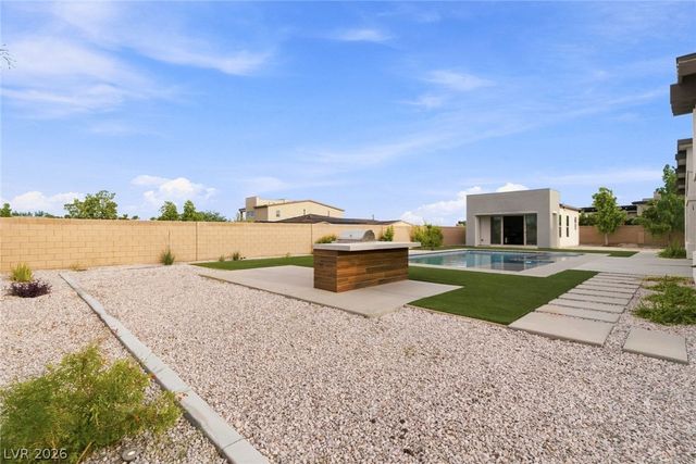 8380 Mojave Creek Court, Las Vegas, NV 89113