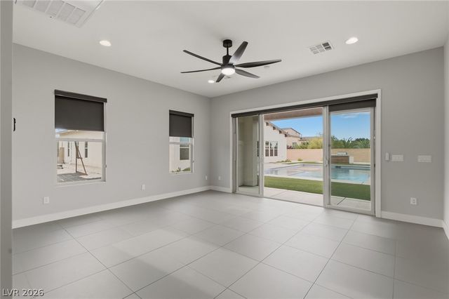 8380 Mojave Creek Court, Las Vegas, NV 89113