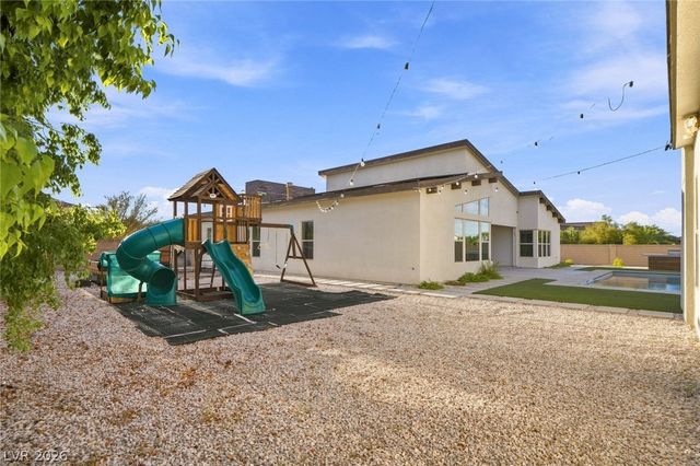 8380 Mojave Creek Court, Las Vegas, NV 89113