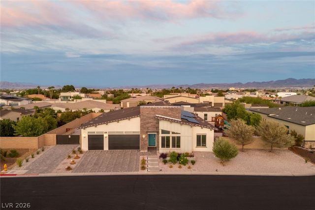 8380 Mojave Creek Court, Las Vegas, NV 89113