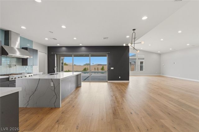 8380 Mojave Creek Court, Las Vegas, NV 89113