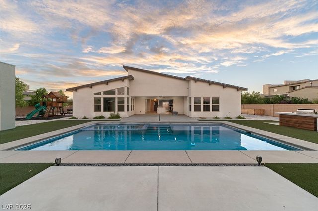 8380 Mojave Creek Court, Las Vegas, NV 89113