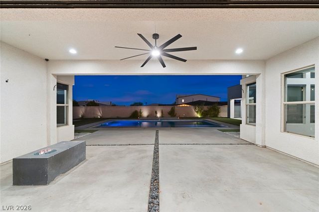 8380 Mojave Creek Court, Las Vegas, NV 89113
