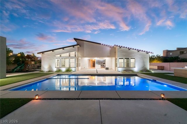 8380 Mojave Creek Court, Las Vegas, NV 89113