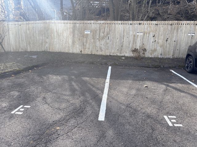 2 West Avenue APT 5, Norwalk, CT 06854