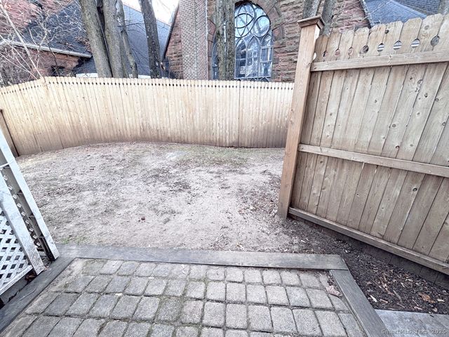 2 West Avenue APT 5, Norwalk, CT 06854