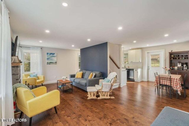 314 W Young High Pike, Knoxville, TN 37920