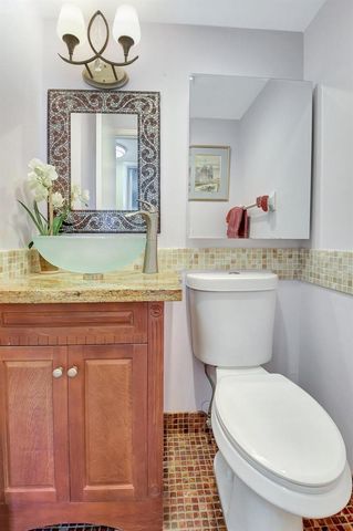 400 Village Green Circle W 212, Palm Springs, FL 33461
