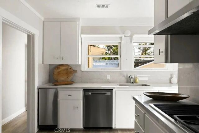 541 Oak Street, Laguna Beach, CA 92651