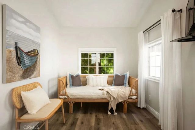 541 Oak Street, Laguna Beach, CA 92651