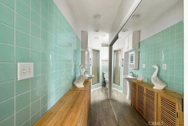 541 Oak Street, Laguna Beach, CA 92651