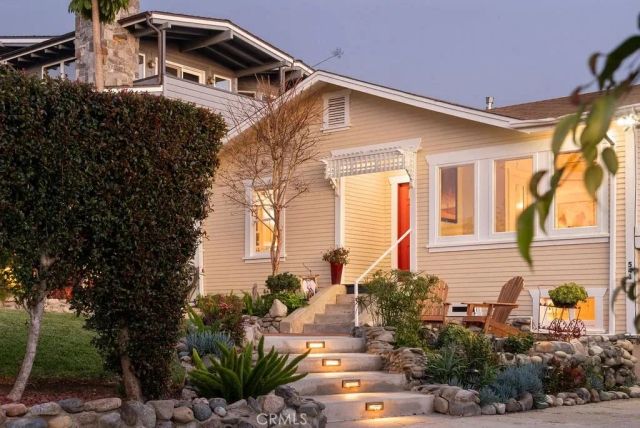 541 Oak Street, Laguna Beach, CA 92651