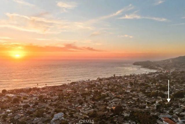 541 Oak Street, Laguna Beach, CA 92651