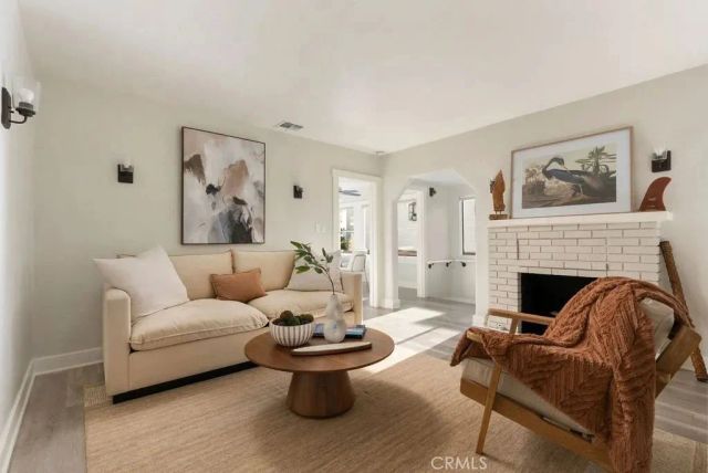 541 Oak Street, Laguna Beach, CA 92651