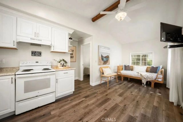 541 Oak Street, Laguna Beach, CA 92651