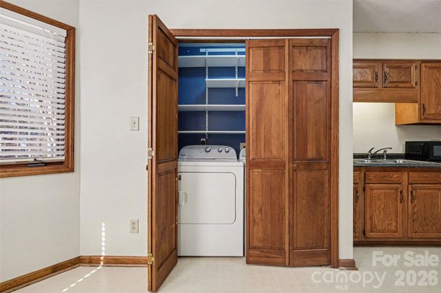 1036 Wexford Place NW, Concord, NC 28027