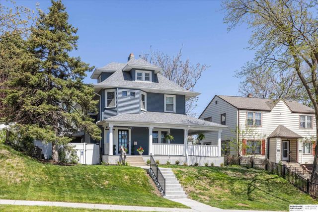 4624 Farnam Street, Omaha, NE 68132