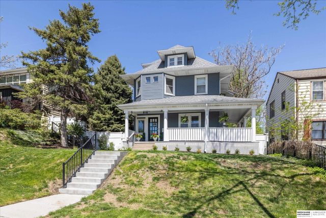 4624 Farnam Street, Omaha, NE 68132