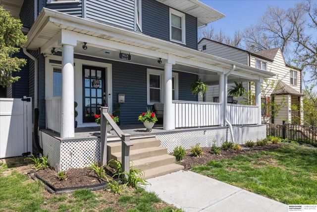 4624 Farnam Street, Omaha, NE 68132