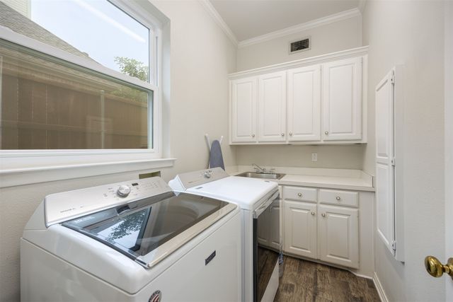 5909 Fairmount Drive, Plano, TX 75093