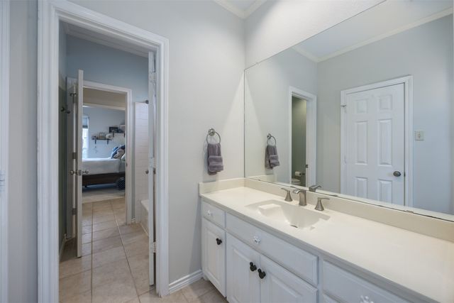 5909 Fairmount Drive, Plano, TX 75093