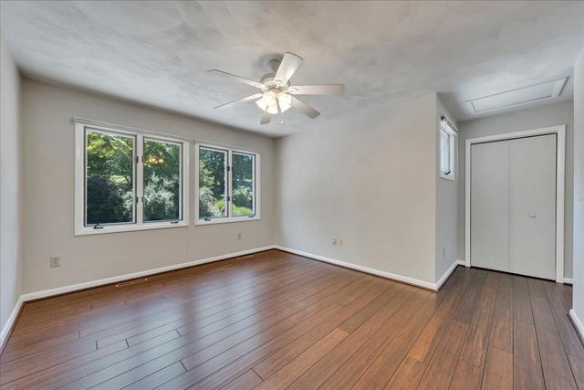 60 Windlass Pointe DR, Moneta, VA 24121