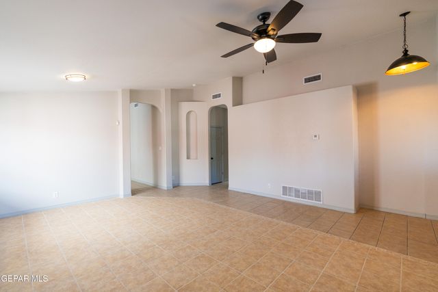 1338 John Phelan Drive, El Paso, TX 79936