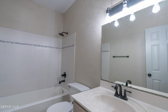 1338 John Phelan Drive, El Paso, TX 79936