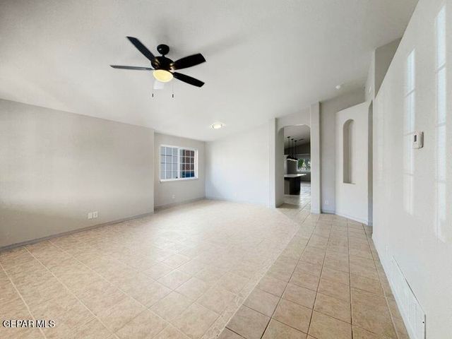 1338 John Phelan Drive, El Paso, TX 79936