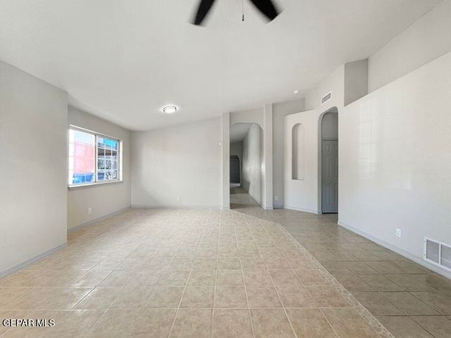 1338 John Phelan Drive, El Paso, TX 79936