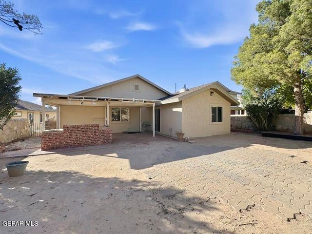 1338 John Phelan Drive, El Paso, TX 79936