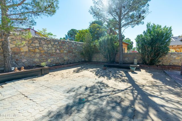 1338 John Phelan Drive, El Paso, TX 79936