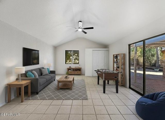 1338 John Phelan Drive, El Paso, TX 79936