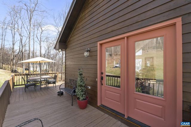 1942 POCOSAN MOUNTAIN RD, Stanardsville, VA 22973