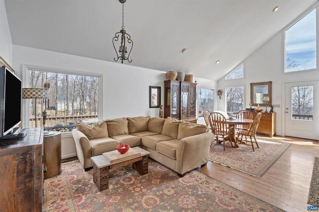 1942 POCOSAN MOUNTAIN RD, Stanardsville, VA 22973