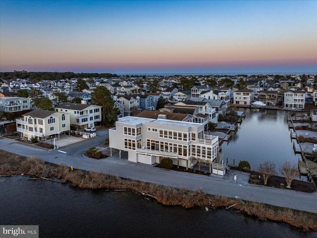 310 W 2ND, South Bethany, DE 19930