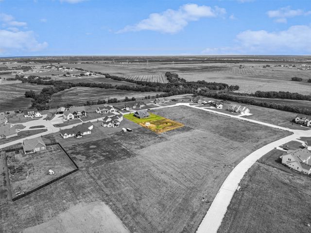 804 Republic Row, Nevada, TX 75173