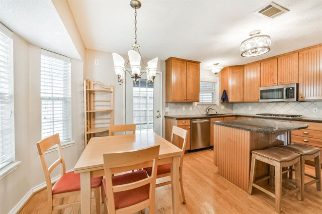 2511 Watts Street, Houston, TX 77030