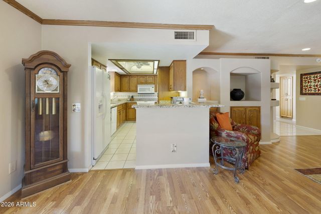 25829 S HOWARD Drive, Sun Lakes, AZ 85248