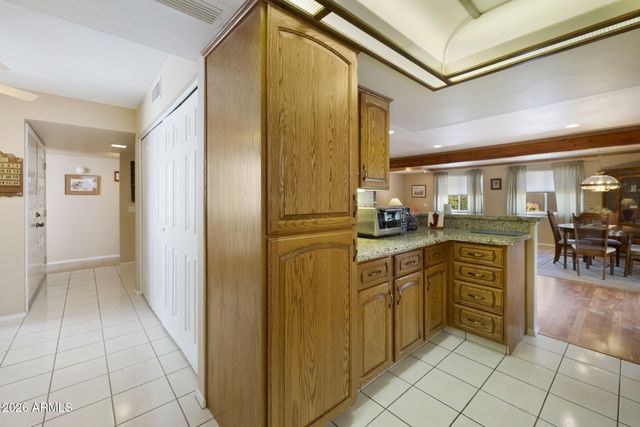 25829 S HOWARD Drive, Sun Lakes, AZ 85248