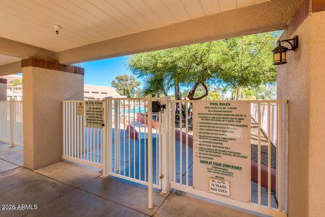 25829 S HOWARD Drive, Sun Lakes, AZ 85248