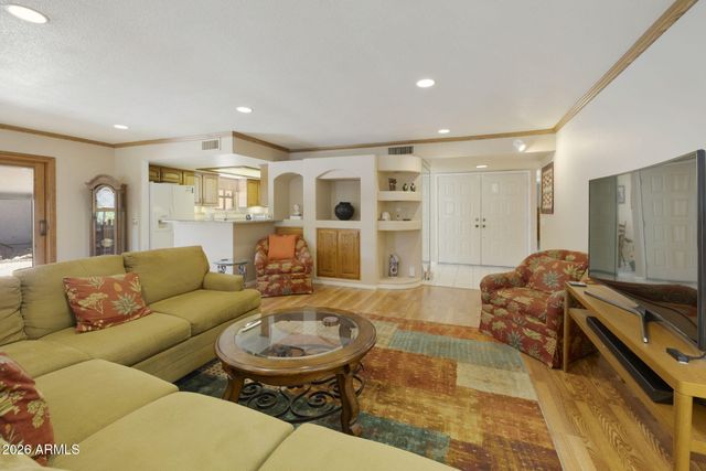 25829 S HOWARD Drive, Sun Lakes, AZ 85248