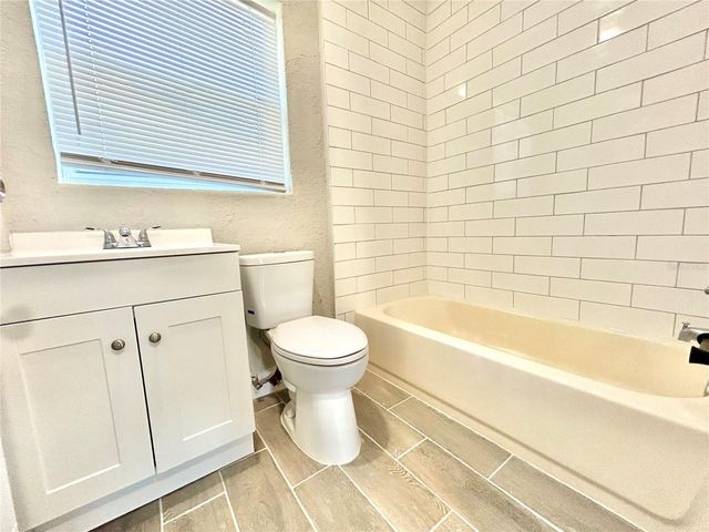 418 CHARLES STREET, Winter Garden, FL 34787