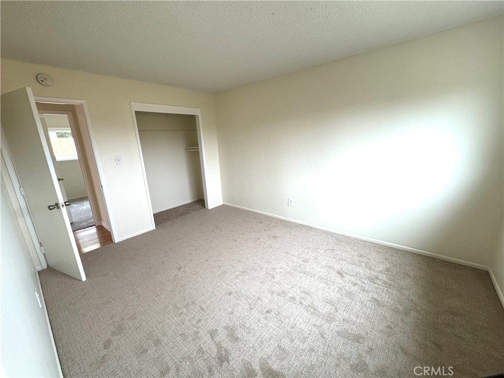Image 10 of property listing at 722 Edgewood, Santa Maria, CA 93455