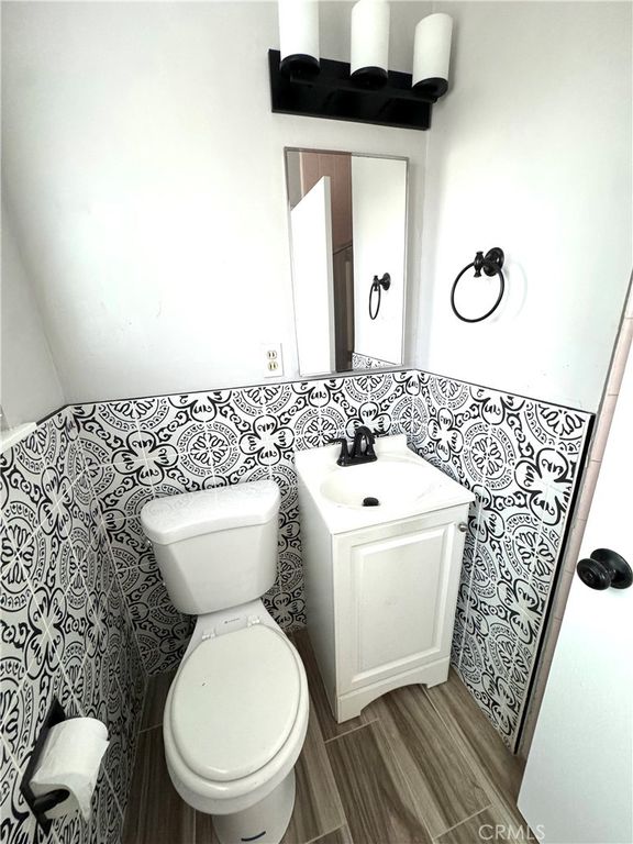 Image 15 of property listing at 722 Edgewood, Santa Maria, CA 93455